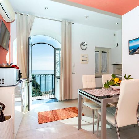 Il Paradiso Sul Mare Apartment Scala Eksteriør billede