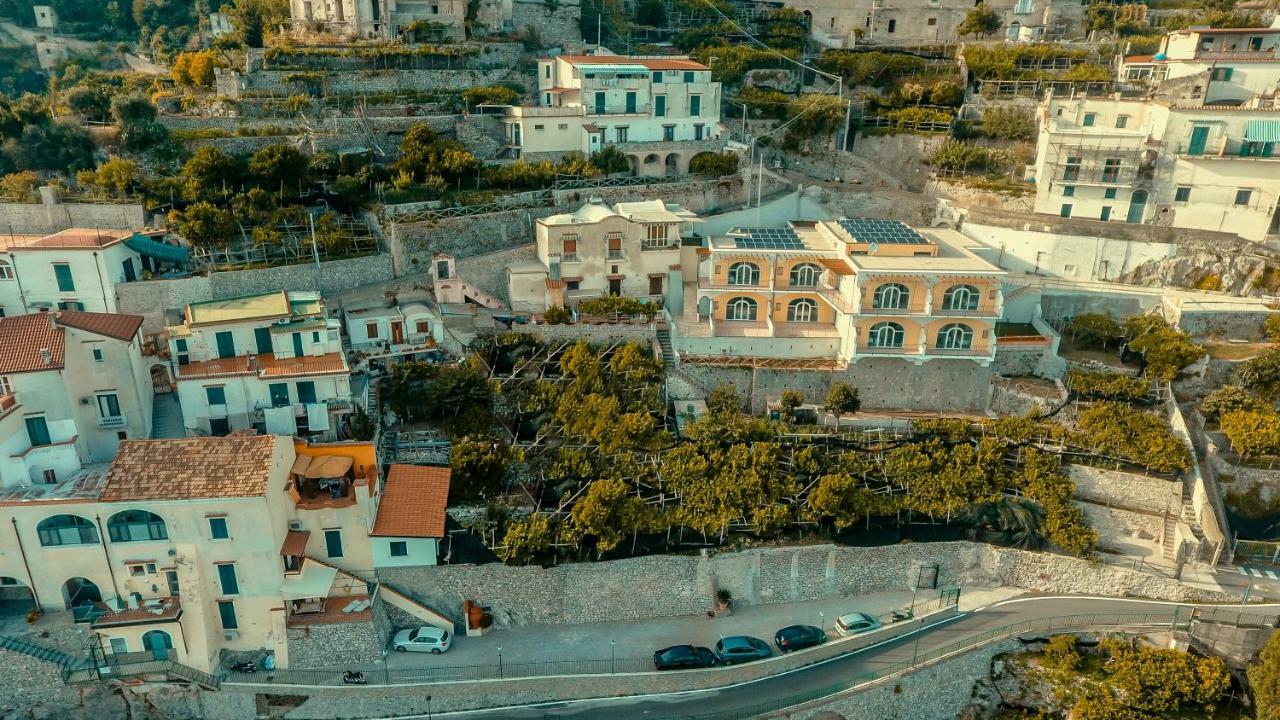 Il Paradiso Sul Mare Apartment Scala Eksteriør billede